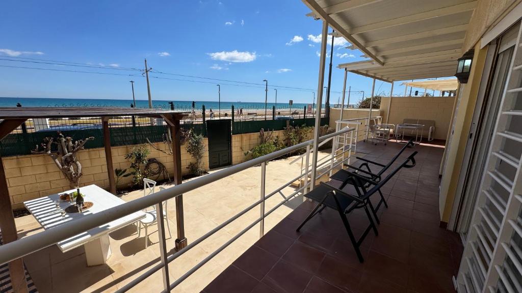 Casa frente a la playa de Muchavista Alicante By Turihome - 3