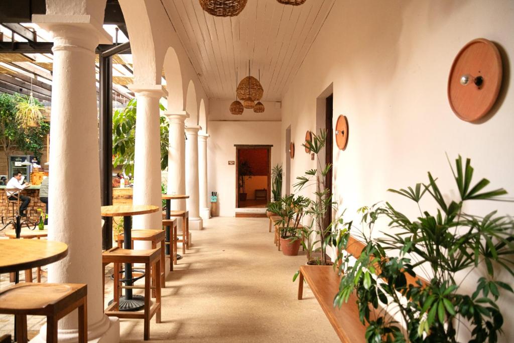 Sereno Hotel - 2