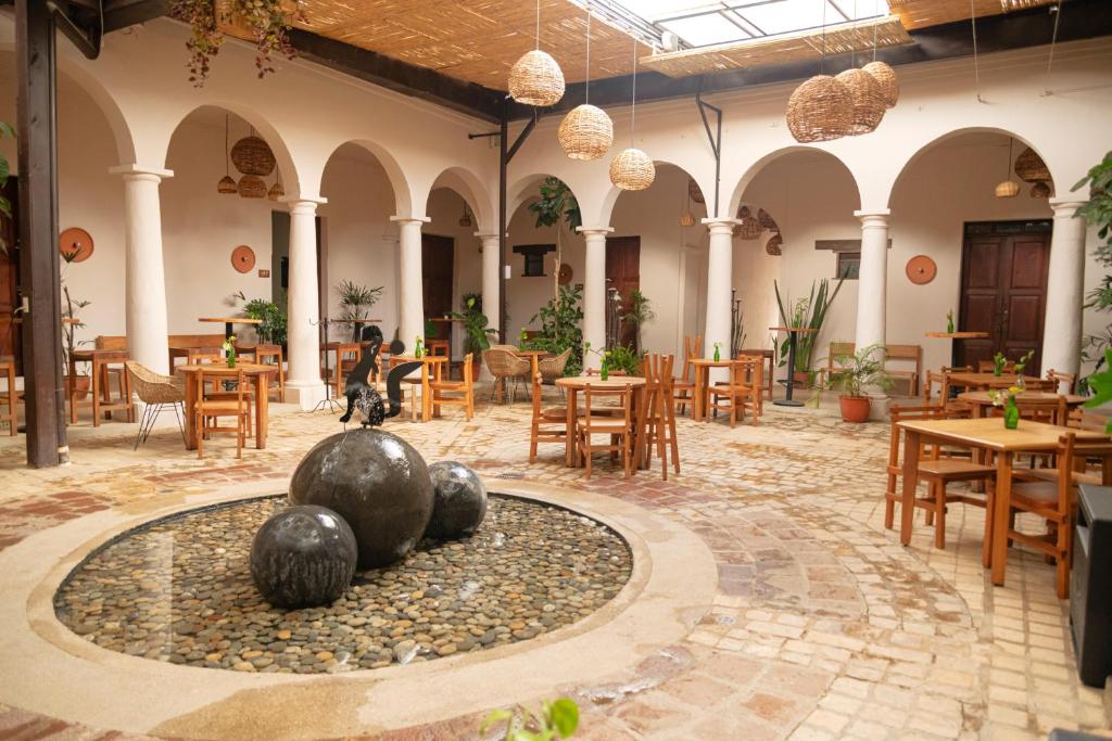 Sereno Hotel - 1