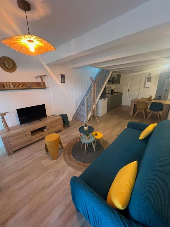 Villa club 2-4 pers, clim, Sanary sur Mer, piscine commune, plage 350m - 2