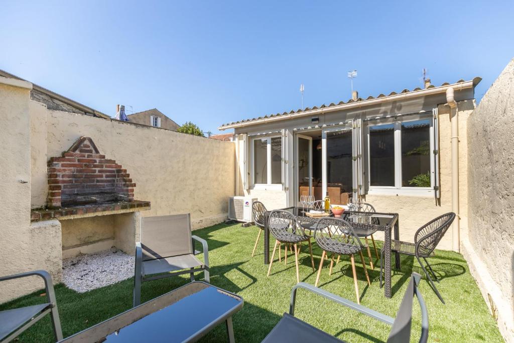 Le Patio - Spacieux T3 avec climatisation et jardin privatif - 2
