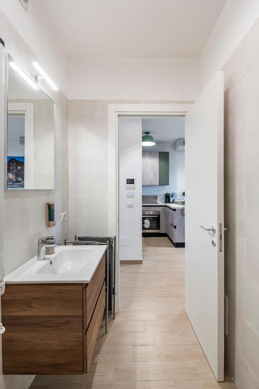 Brand new apartment with private parking space - 2