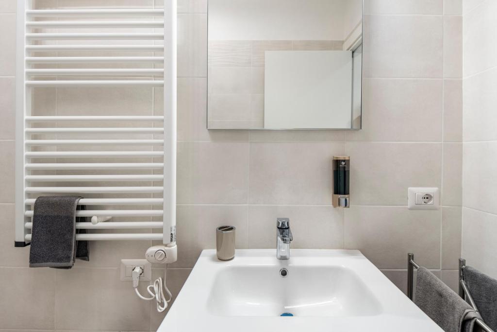 Brand new apartment with private parking space - 4