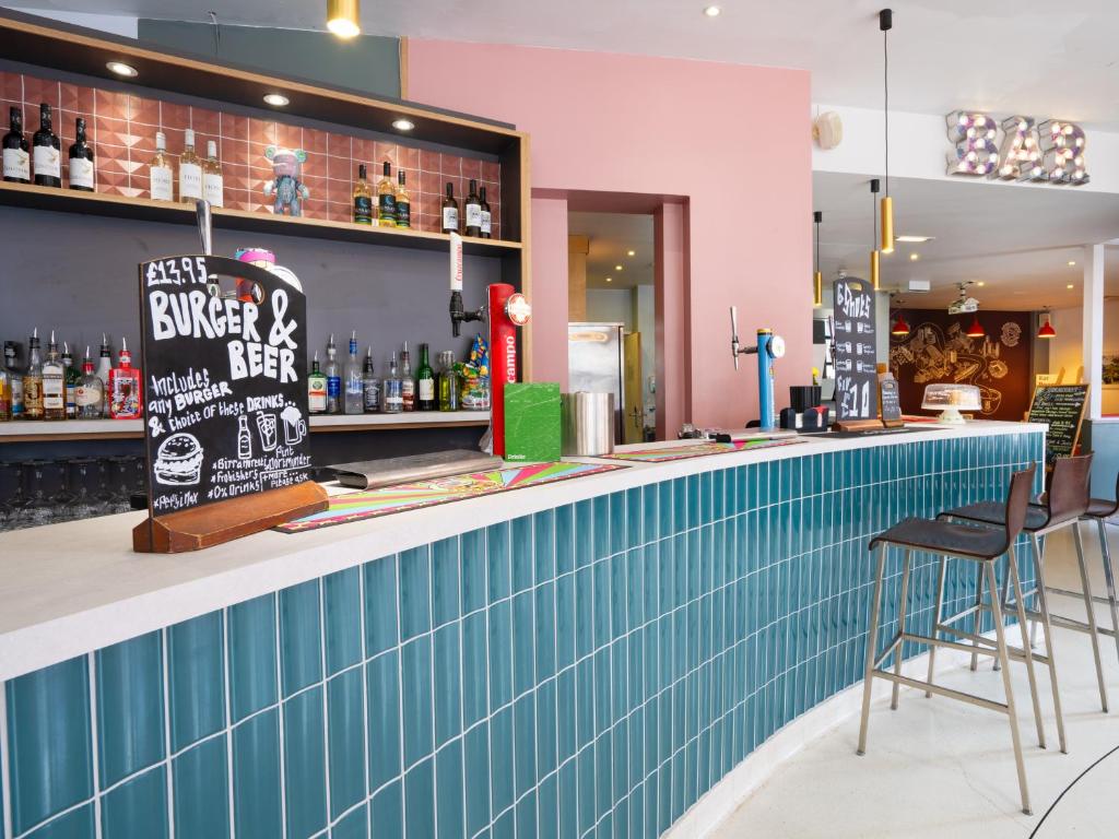 Bar/lounge
