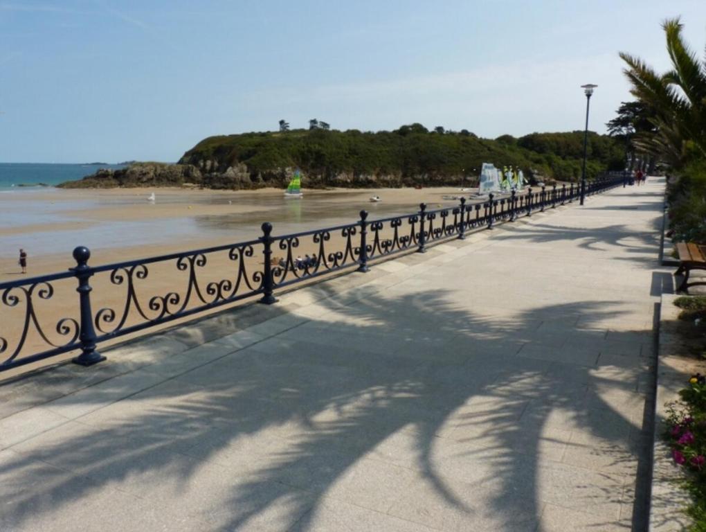 Emeraude - Superbe t2 lumineux - refait à neuf - 5