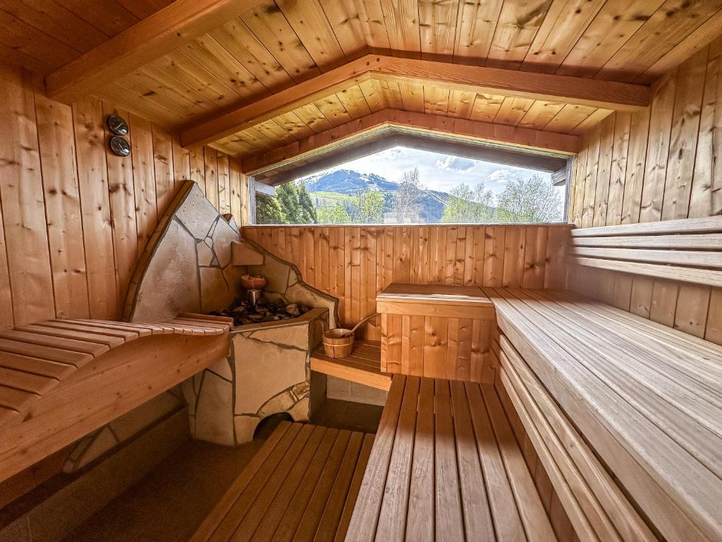 Simone's Platzerl - inklusive täglichem freien Eintritt Tauern Spa - nur 5 Gehminuten, Sommerkarte, privatem Garten mit Schwimmteich, Grill und Saunabereich - 4