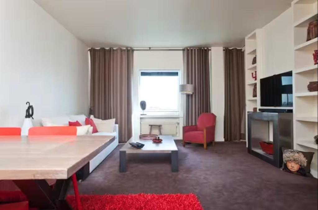 Biarritz center Appartment, Beach & Golf Walking Tour - 4