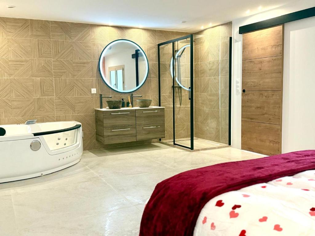Appartment Jacuzzi in Cannes - 4
