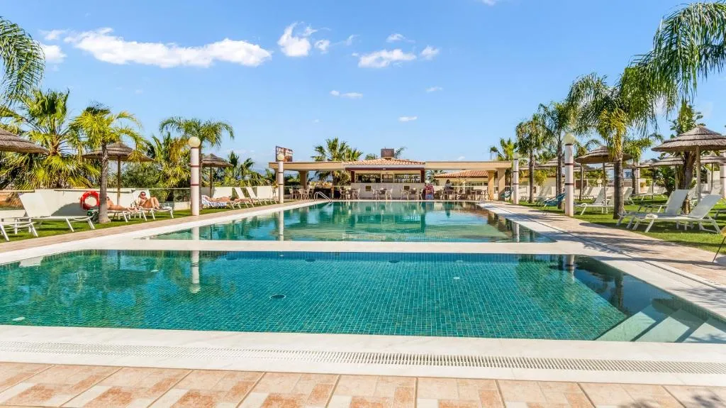 Hotel Rural Brícia Du Mar، فندق في فيريغودو