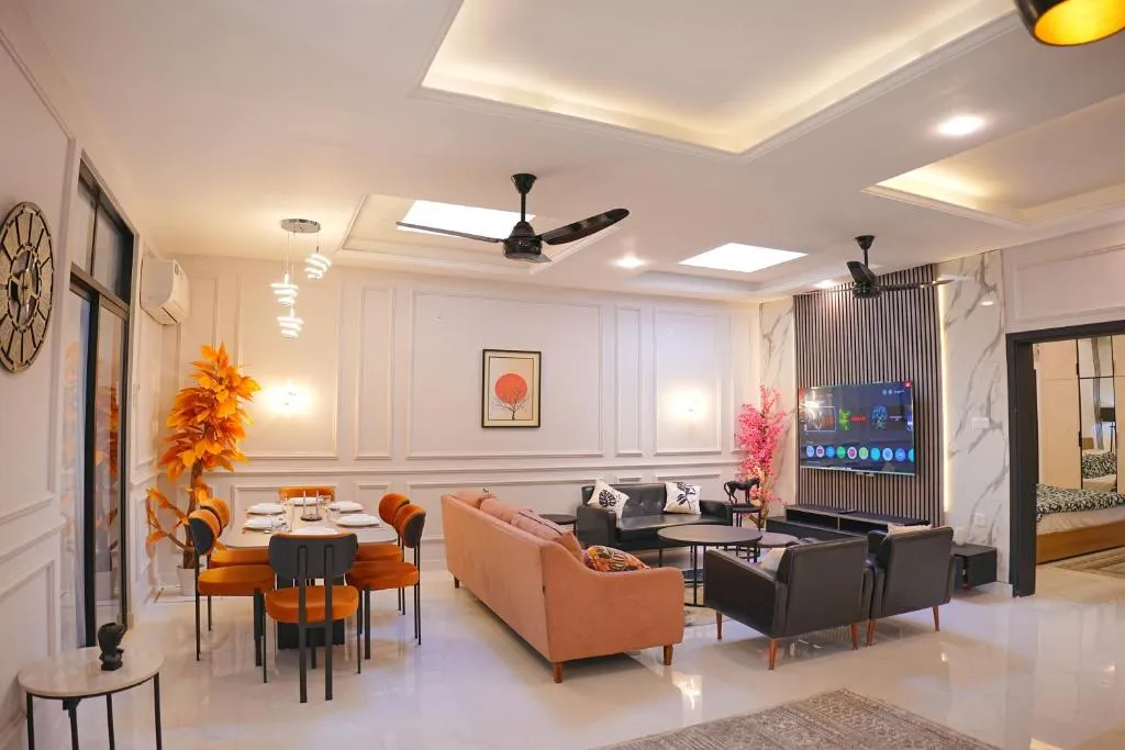 Mirpur Modern Spanish Villa - Elegant Comfort in the Heart of the City, hotel in New Mīrpur