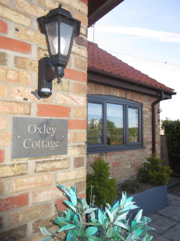 Oxley Cottage, Alford photo 4