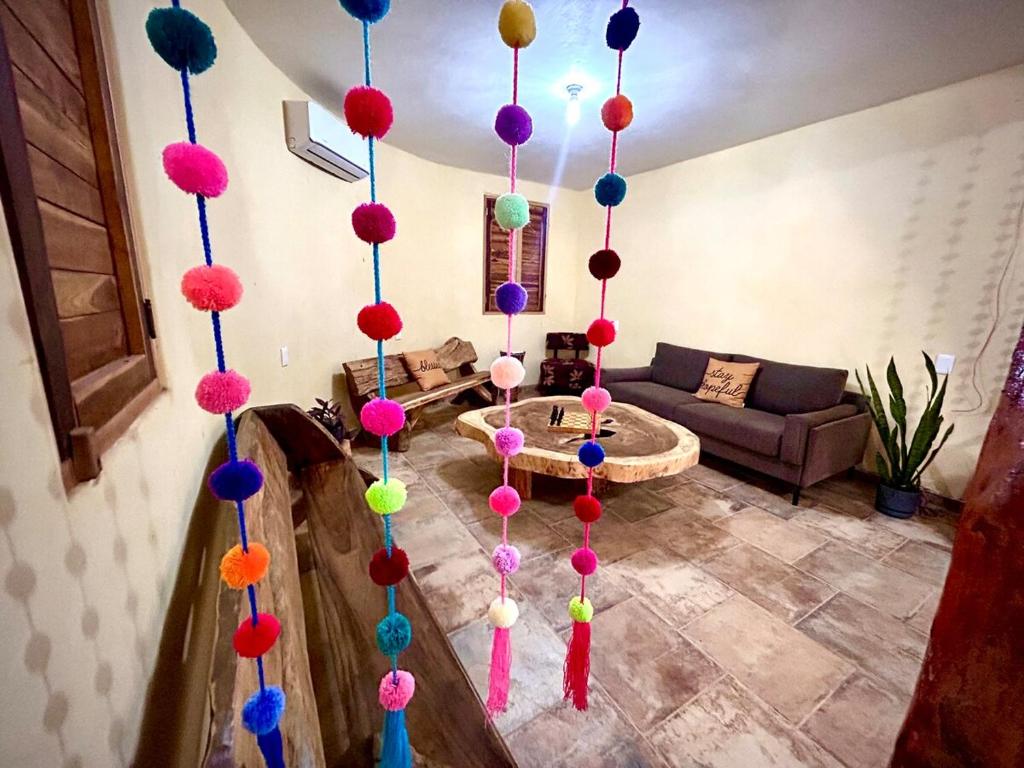 Casa K'eri is 6 minutes from the beach in Troncones, Cedro