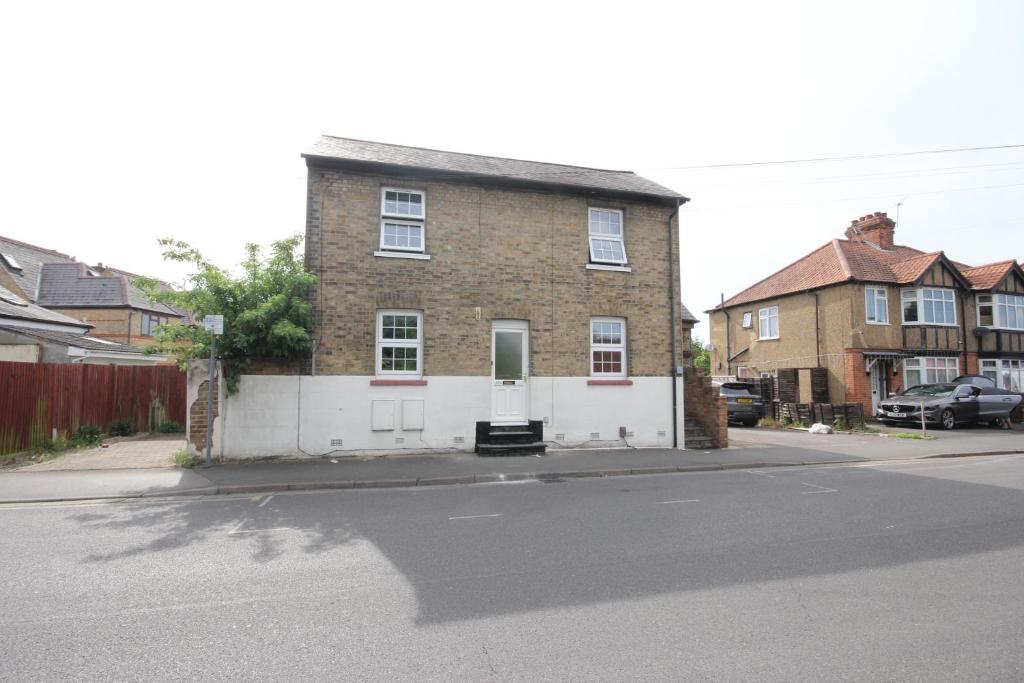 Whitehall Place, Uxbridge