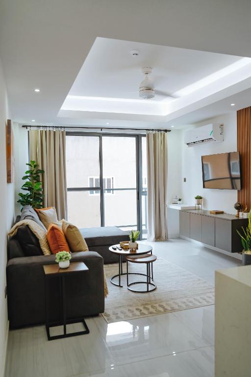 Solace III, Kingston