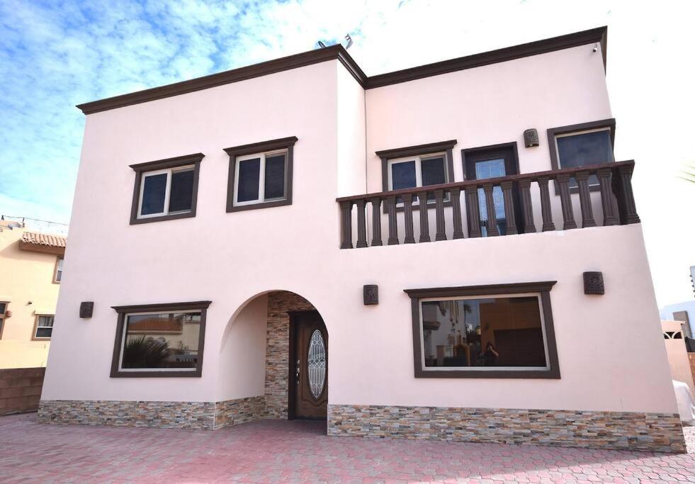 Great for Families 5 Bedroom on Sandy Beach - 2