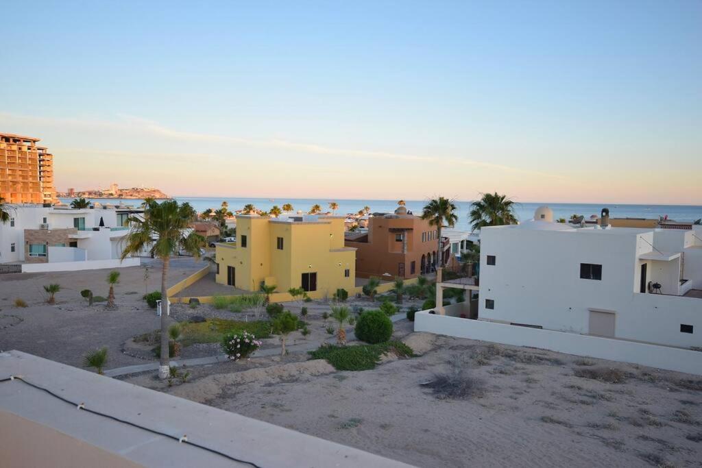Great for Families 5 Bedroom on Sandy Beach - 4