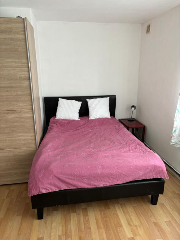 Cavendish house, Strawberry Hill