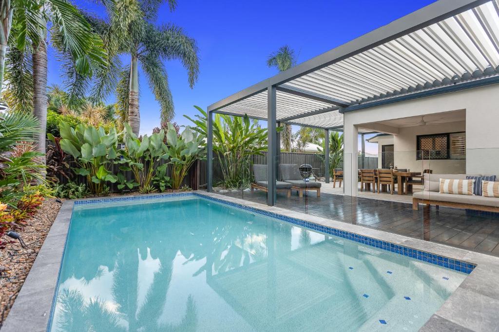 Curlews Nest - Pool BBQ and Beach, Kewarra Beach