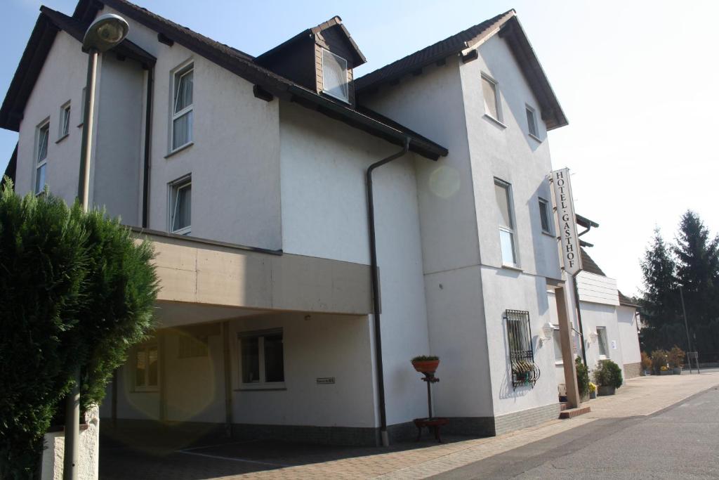 Hotel-Dorfler Garni — Hotel in Kahl Am Main