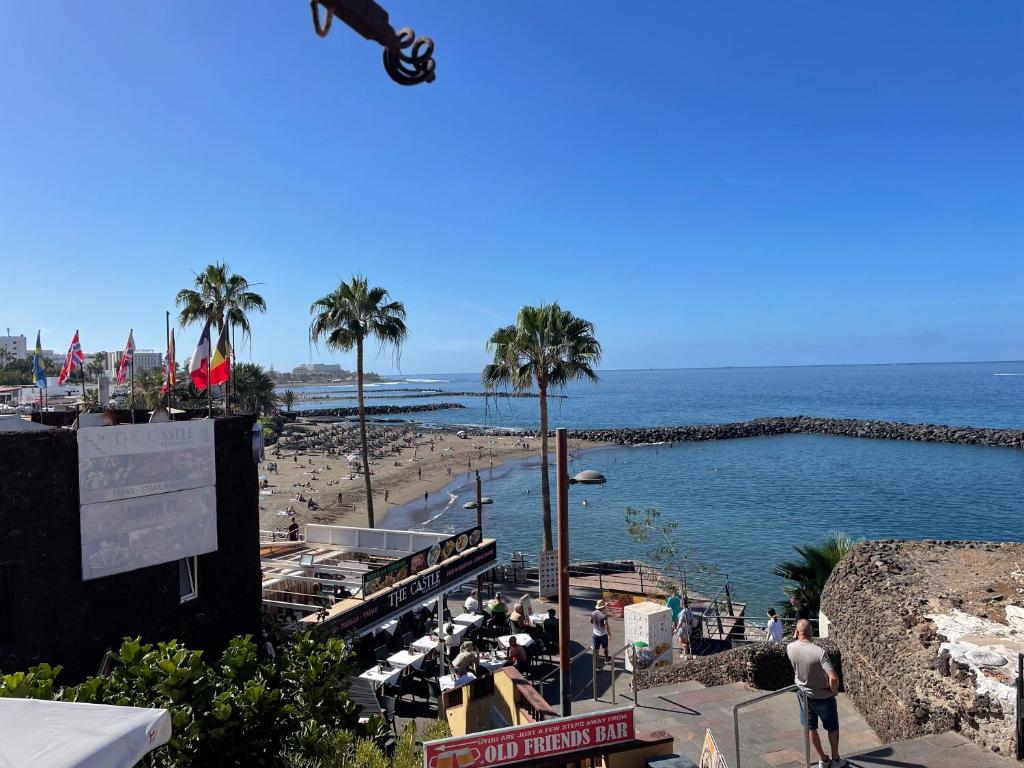 Sunny view, Playa de las Americas