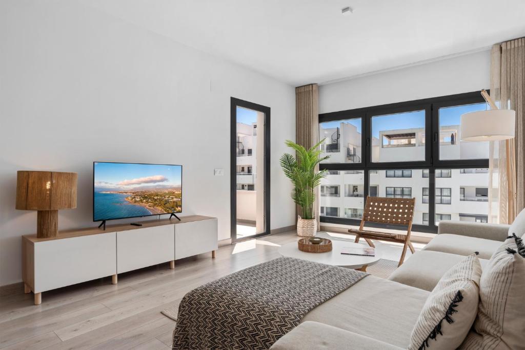 Luxury penthouse with beautiful rooftop at top location - 2