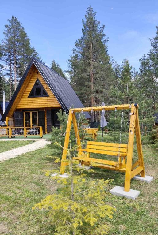 Pine forest-White, Žabljak