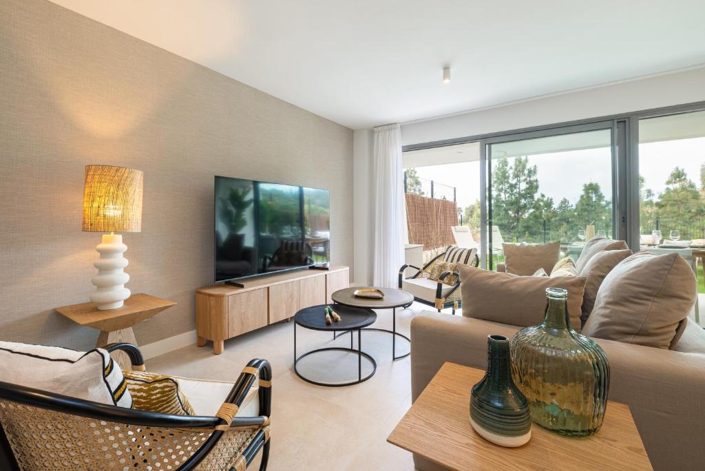 Luxury House Chaparral Golf E12 by AORA STAY - 2