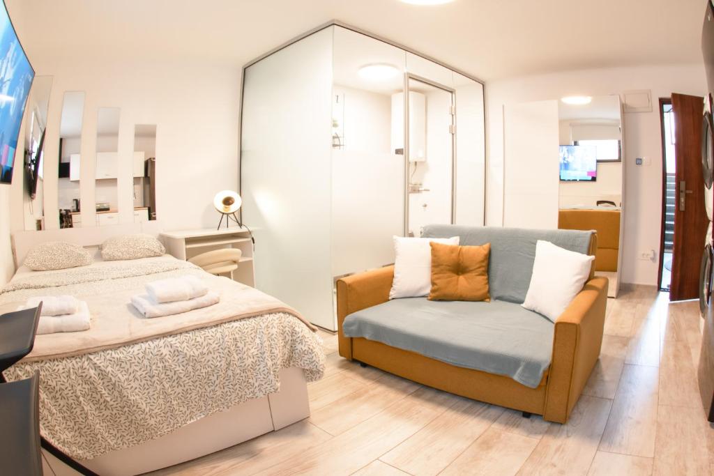 Cozy Condo in Tresnjevka, Záhřeb