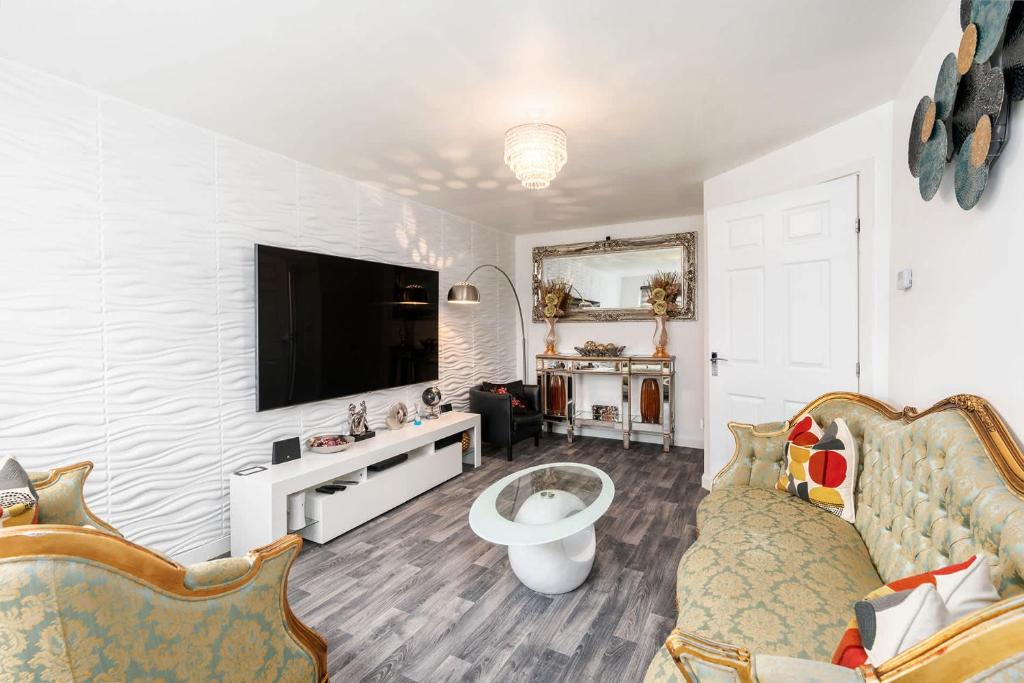 Charming 3 Bedroom Home with Garden near Doncaster, Doncaster