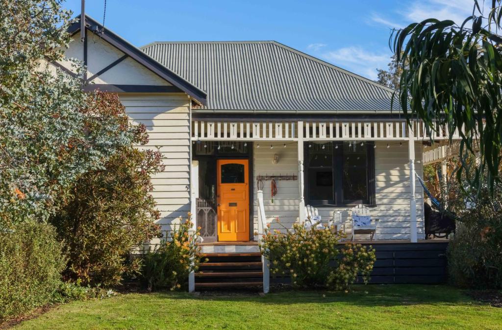 Casa on Jupiter is pet friendly, linen incl, wifi, Venus Bay