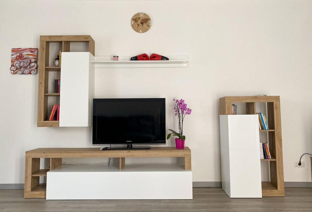 Dalia Lakefront Apartment - 1