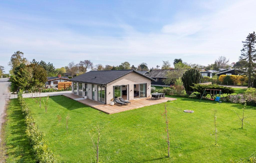 Cozy Home In Strøby With Wifi, Strøby