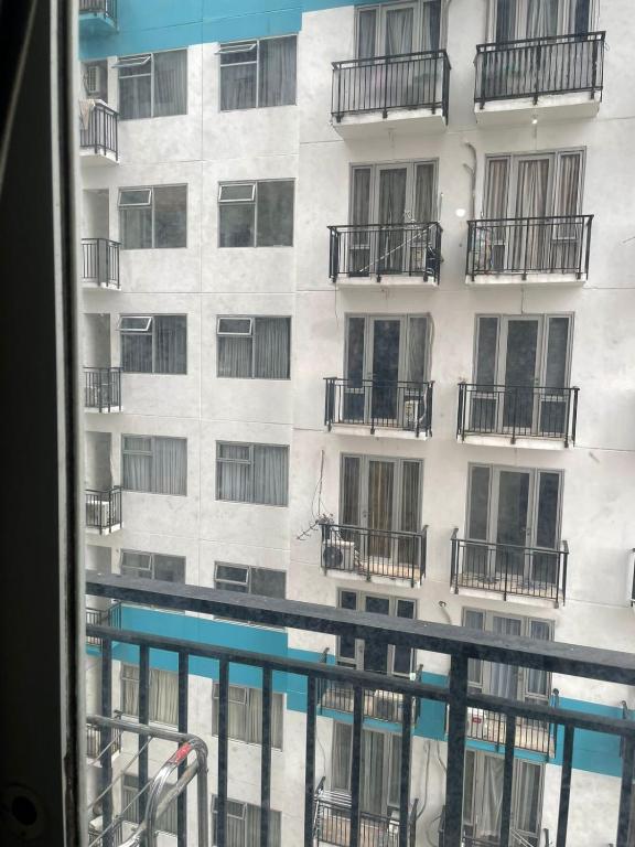 The Jarrdin Apartemen By VR Property