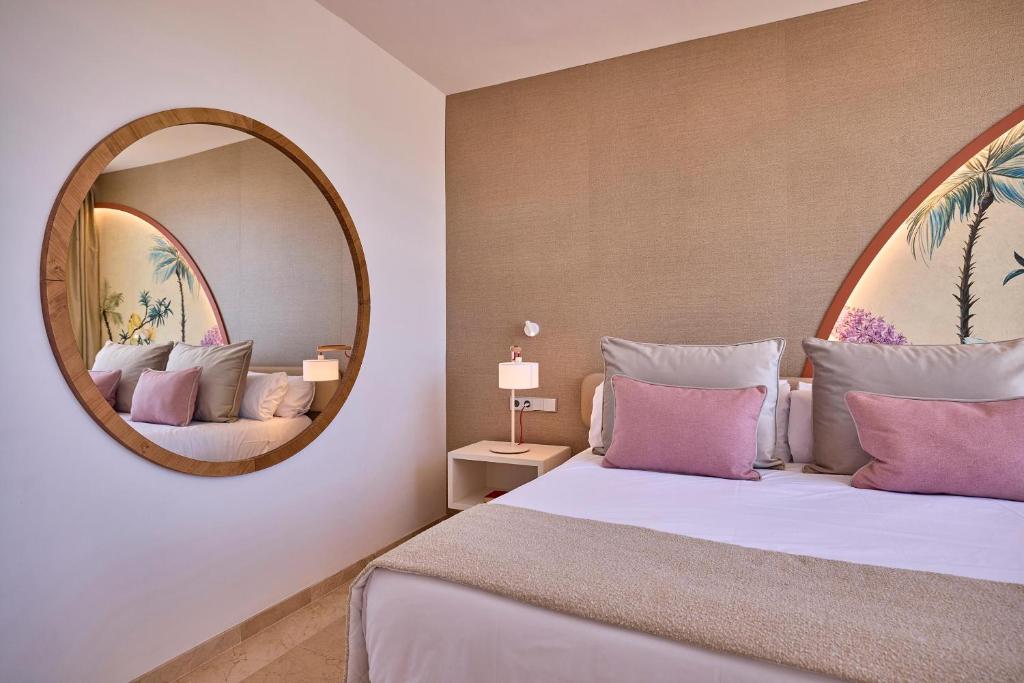 Zafiro Alzinar Mar Adults Only - Refurbished 2025 — Hotel rooms in Can Picafort, Balearic Islands