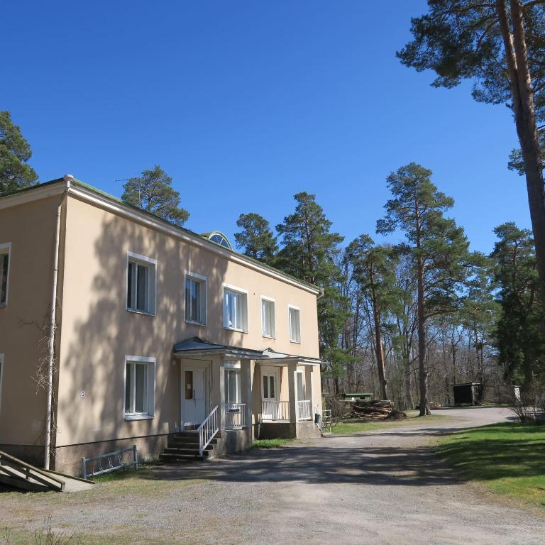 Hostel Rosengarden 3