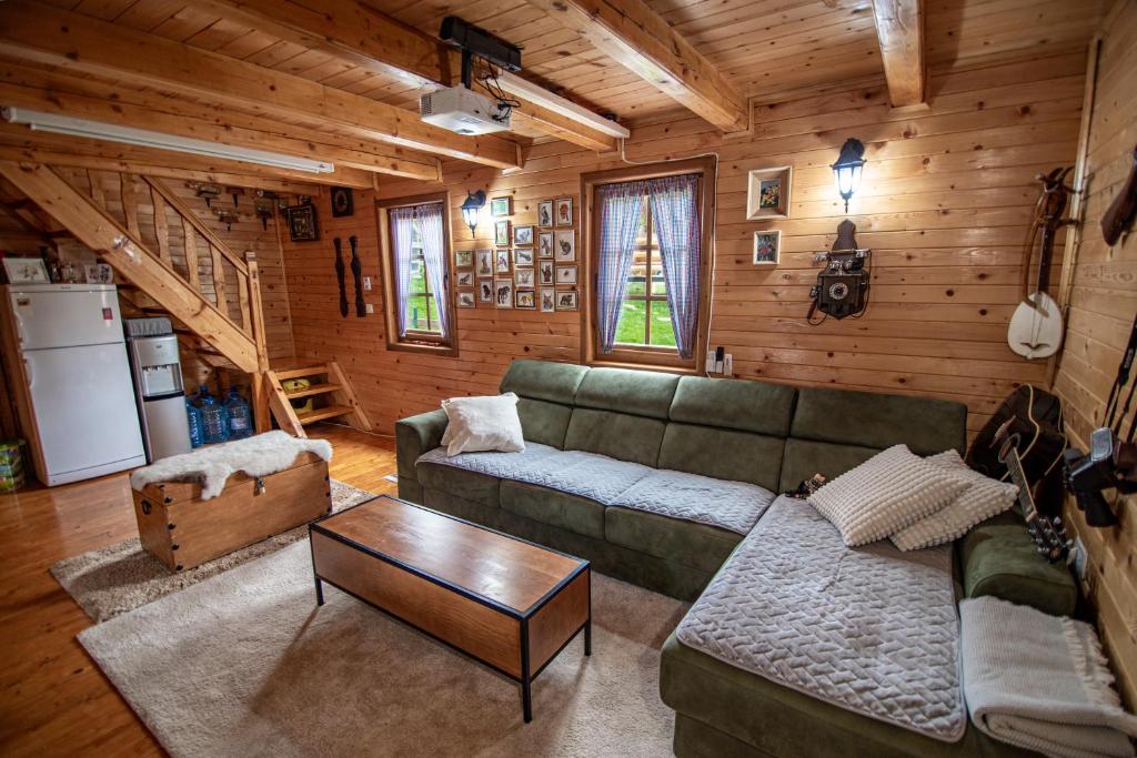 Private Cabin in the Woods - 4