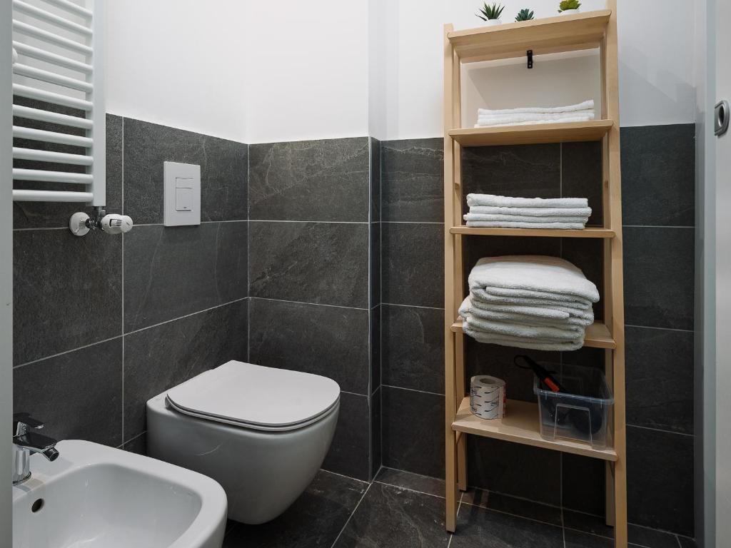 NEW - Loft 4 pax - 50m from Metro - Private Entry - 2