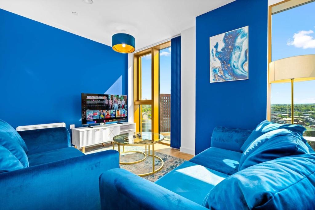 NEW BUILD - 2 Bed Apt Birmingham City Centre - Free Coffee Machine - Chinatown Area, located next to O2 Academy, Bullring & New Street Station - With Smart TV, FREE NETFLIX & WIFI, Birmingham