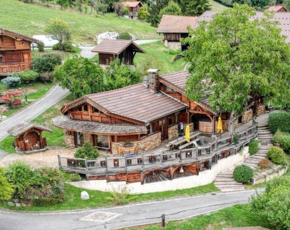 Chalet "Montblanc" Les Greniers du MontBlanc - 1