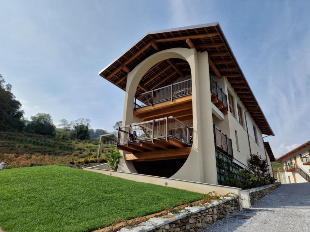 Agriturismo Arezza, Revello