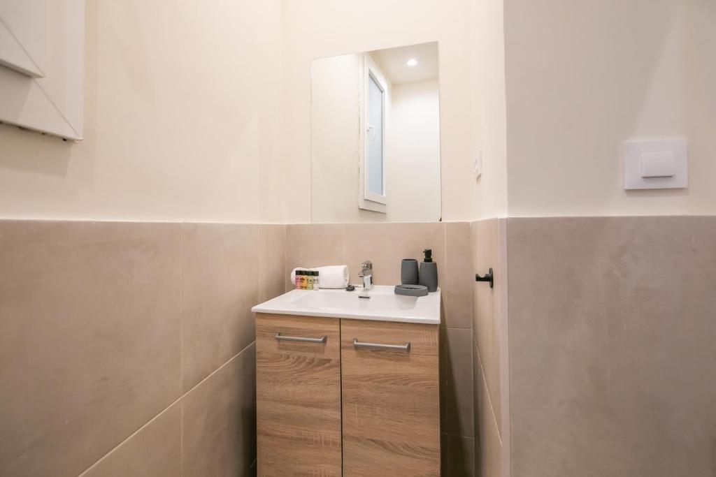1ESC1056 - Fantastic apartment In Gotico - 4