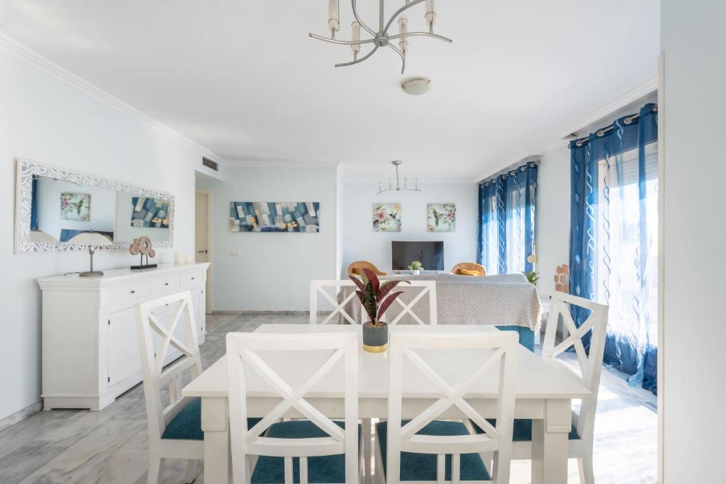 Apartamento Altos de Banús l - 3