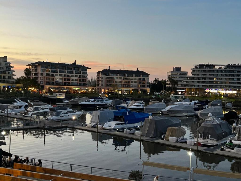 Estadía de Lujo con vista soñada a la Bahía grande de Nordelta - 3