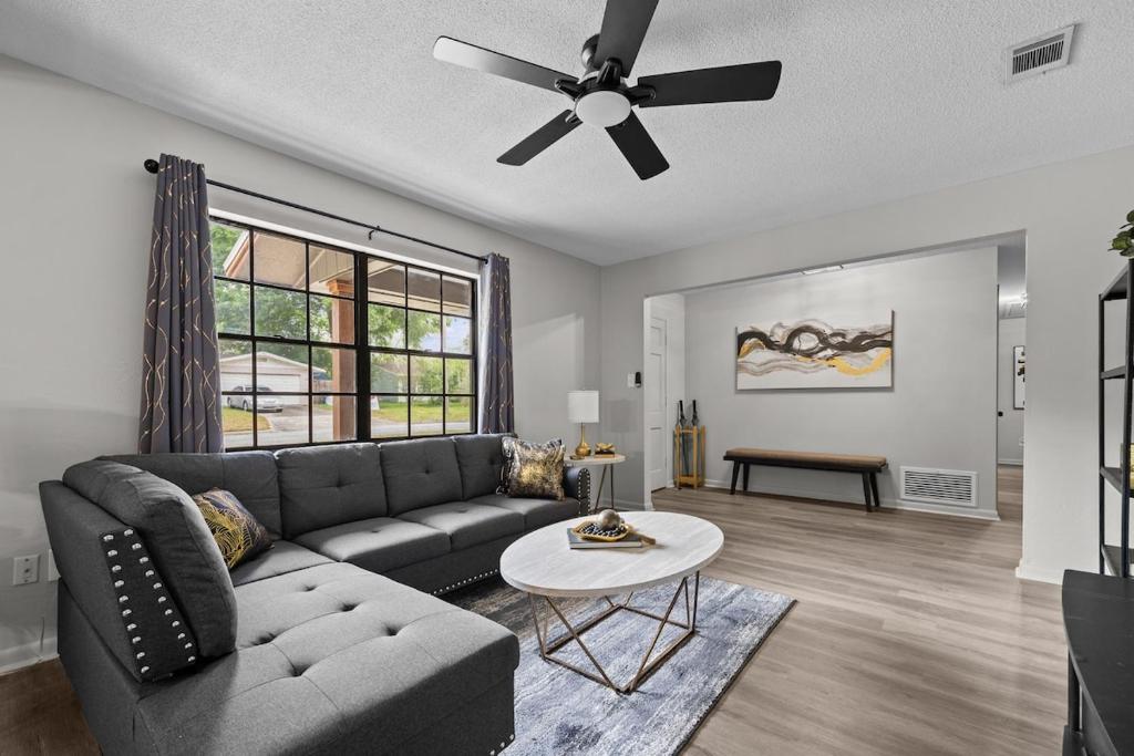 Stay Classy in a Spacious Home with an Elegant Touch, Gainesville