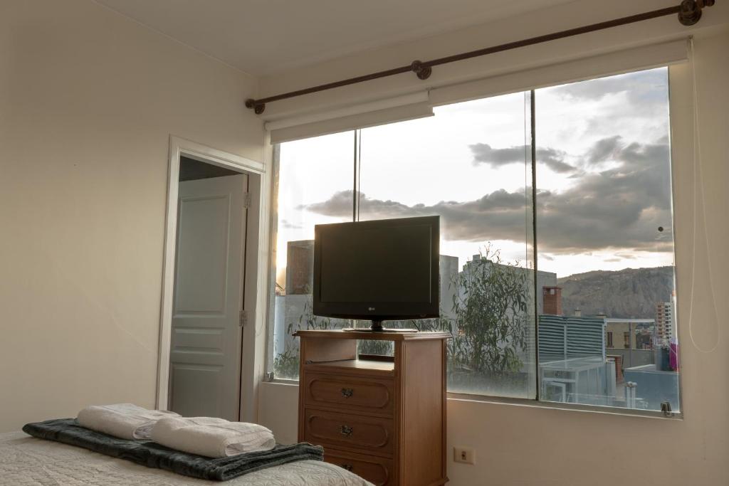 Tower Center Apartment - 2