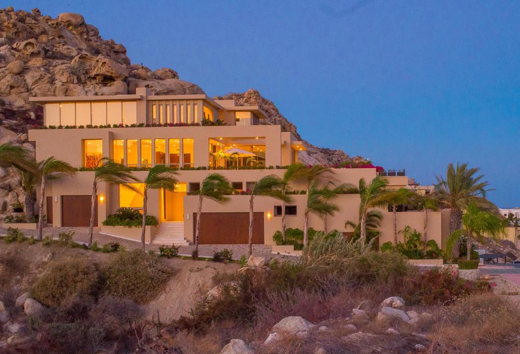 Villa Pacific West by Cabo Villas - 2