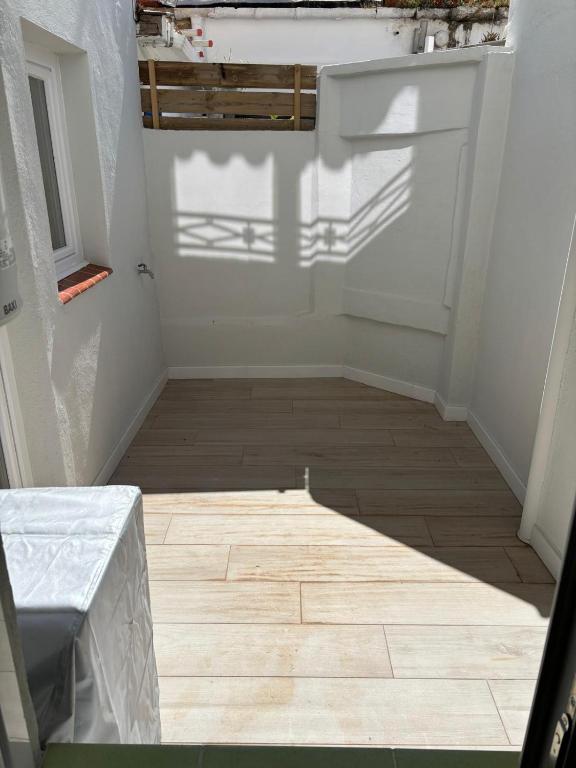La Sardineta, es un apartamento en la Costa Brava, Palamós 1 minuto de la playa Alquiler temporal mínimo 32 noches - 2