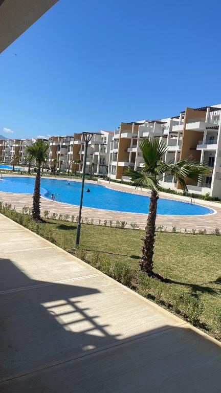 New apartment with pool view, Cabo Negro