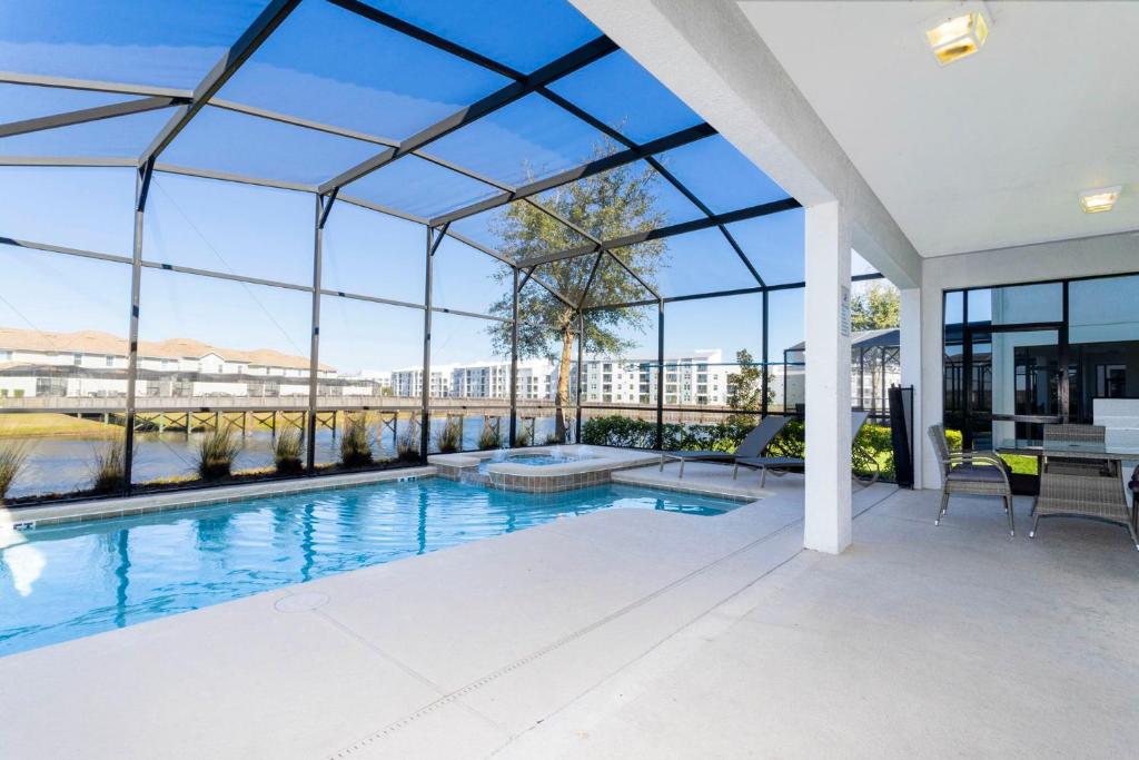 Rare!Lake Front Pool-Spa, Close To Clubhouse-1691C, Kissimmee
