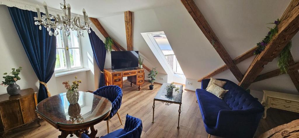 Sisi's Loft - Imperial Charm - 2